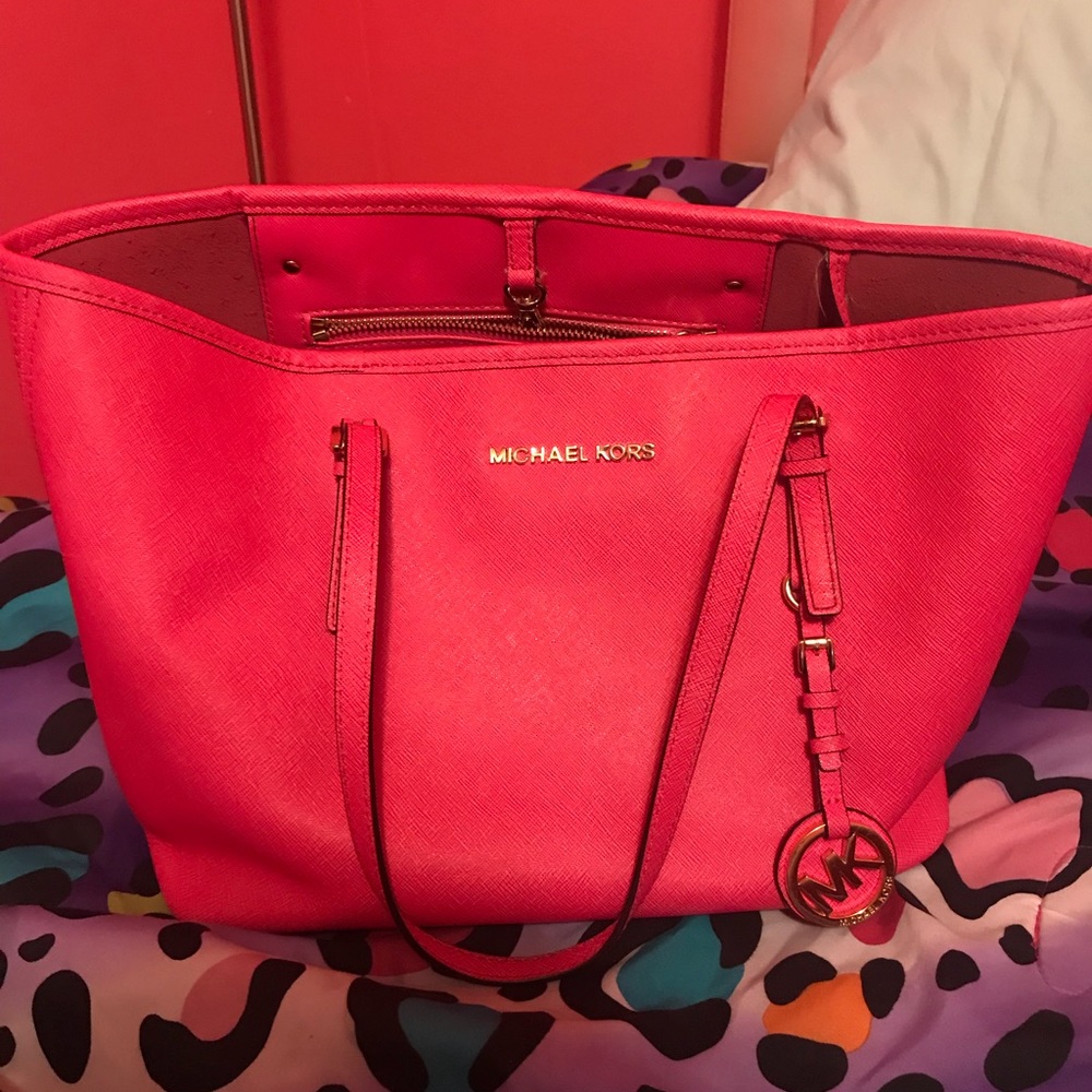 Mk purse